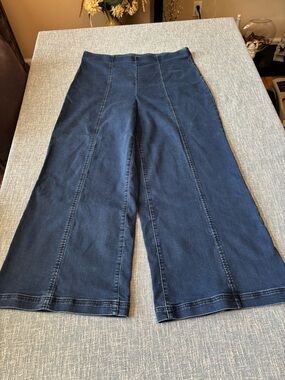 VENUS Dark Navy Wide-Leg Jeans